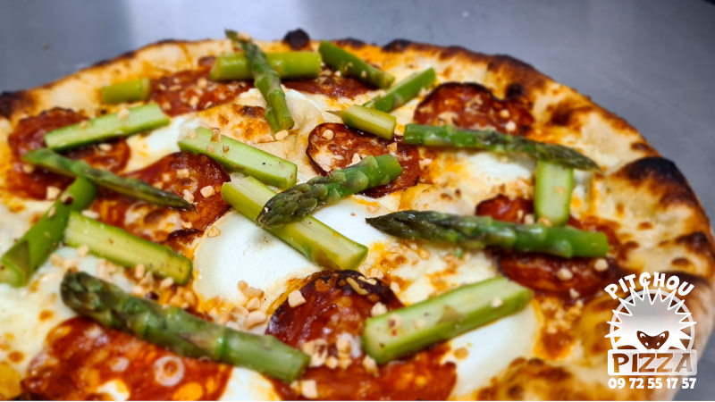 Ce mois-ci, Asparagus chez Pitchou Pizza à Roujan